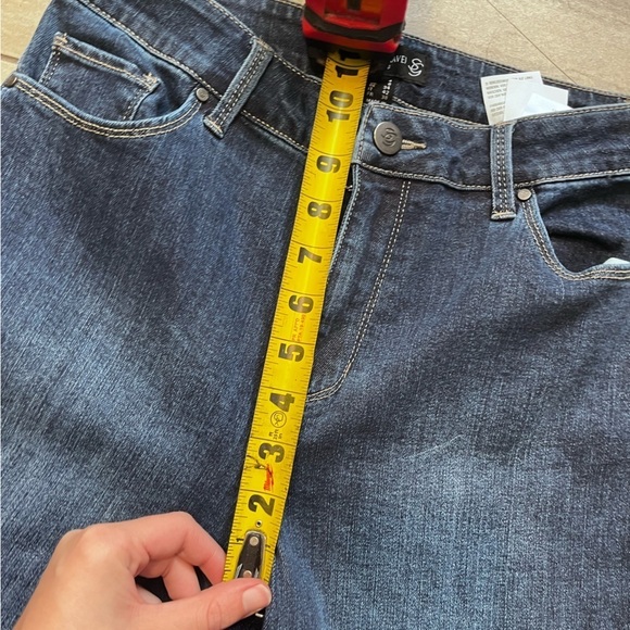 SUSAN GRAVER Women's Capri Pants Size 4 Blue Raw Hem Leg Buttons 5-Pocket - Picture 6 of 7